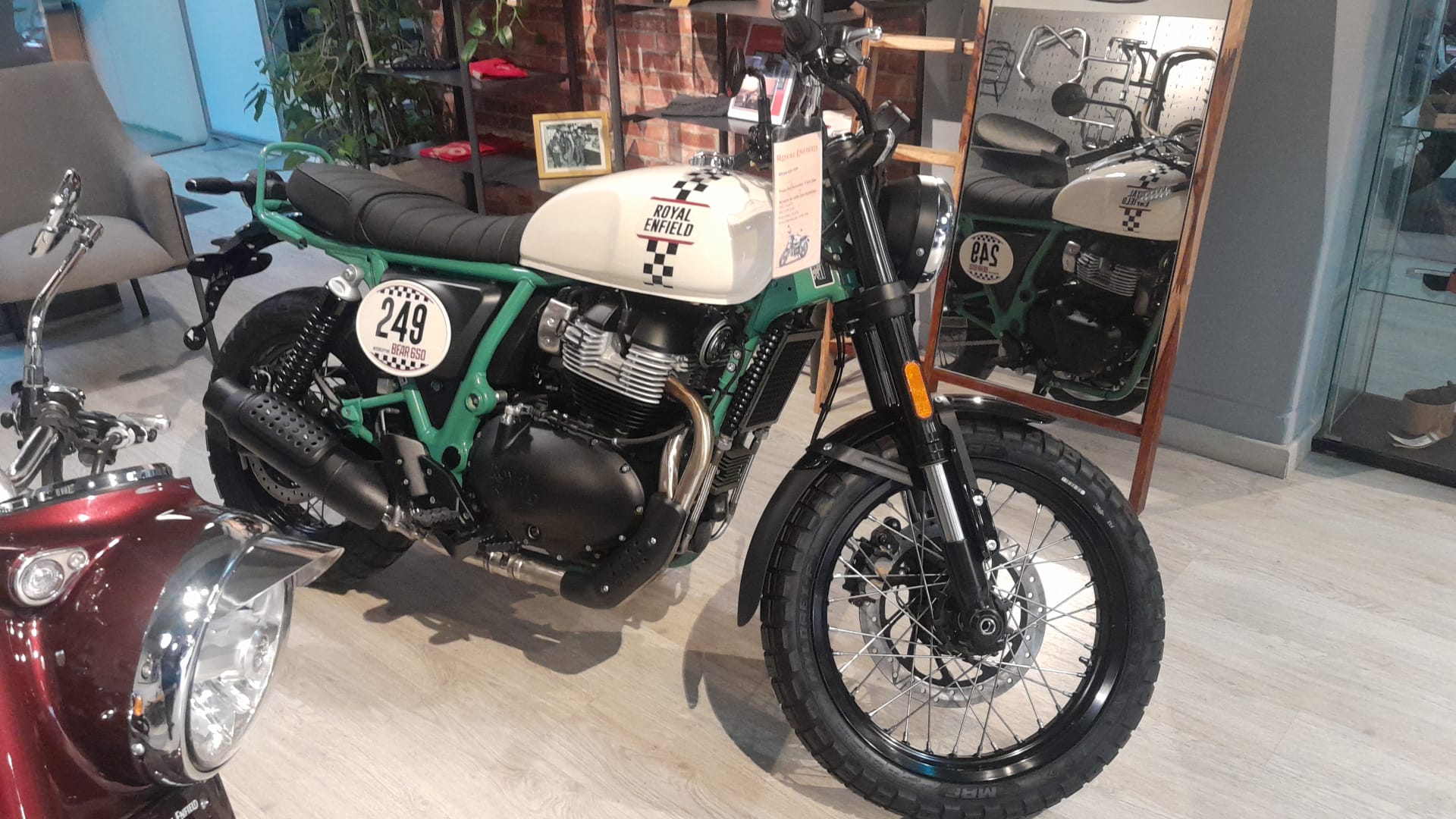 Royal Enfield Bear 650